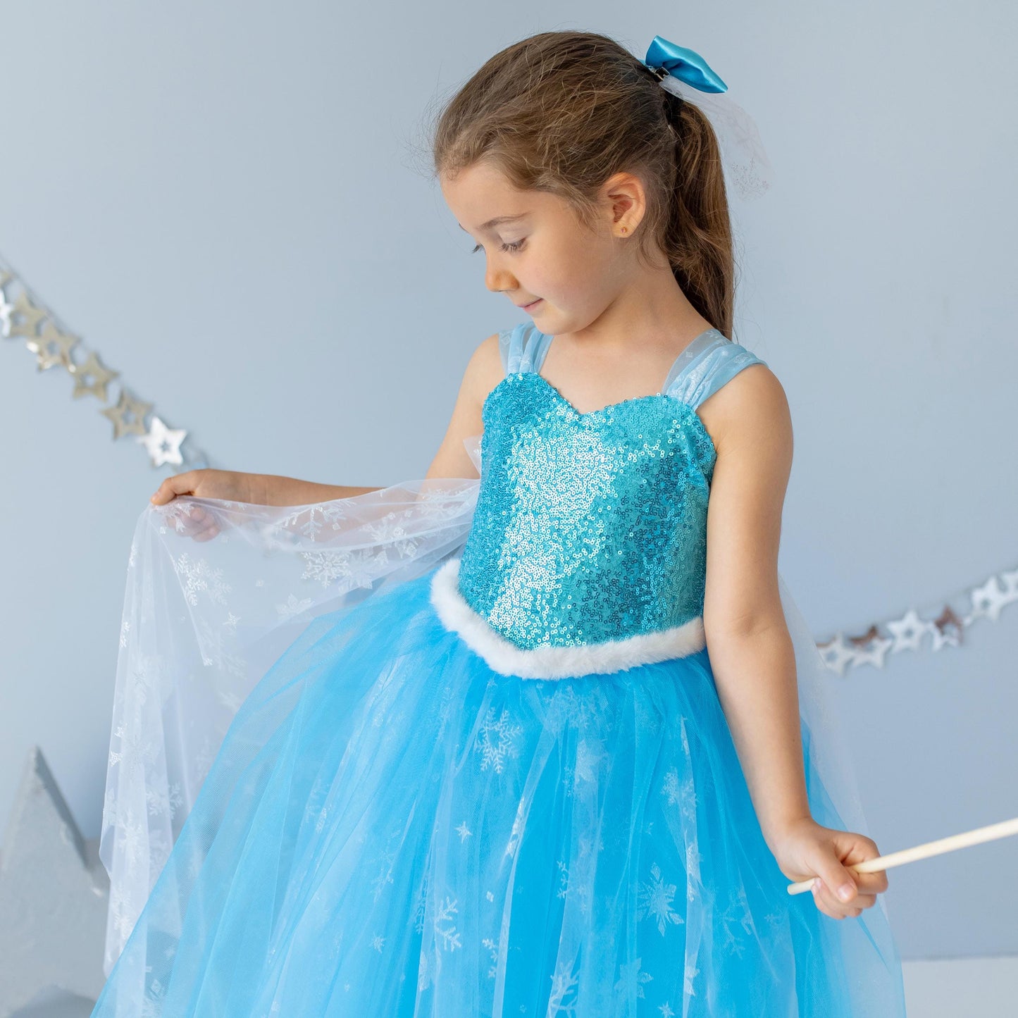 Elsa Princess Costume: Frozen-Inspired Dress for Girls Birthday Party