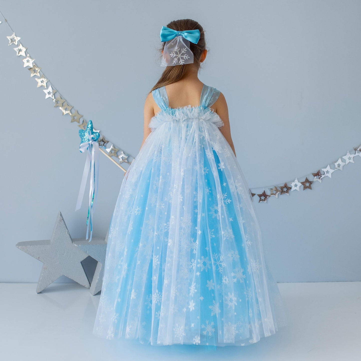 Elsa Princess Costume: Frozen-Inspired Dress for Girls Birthday Party
