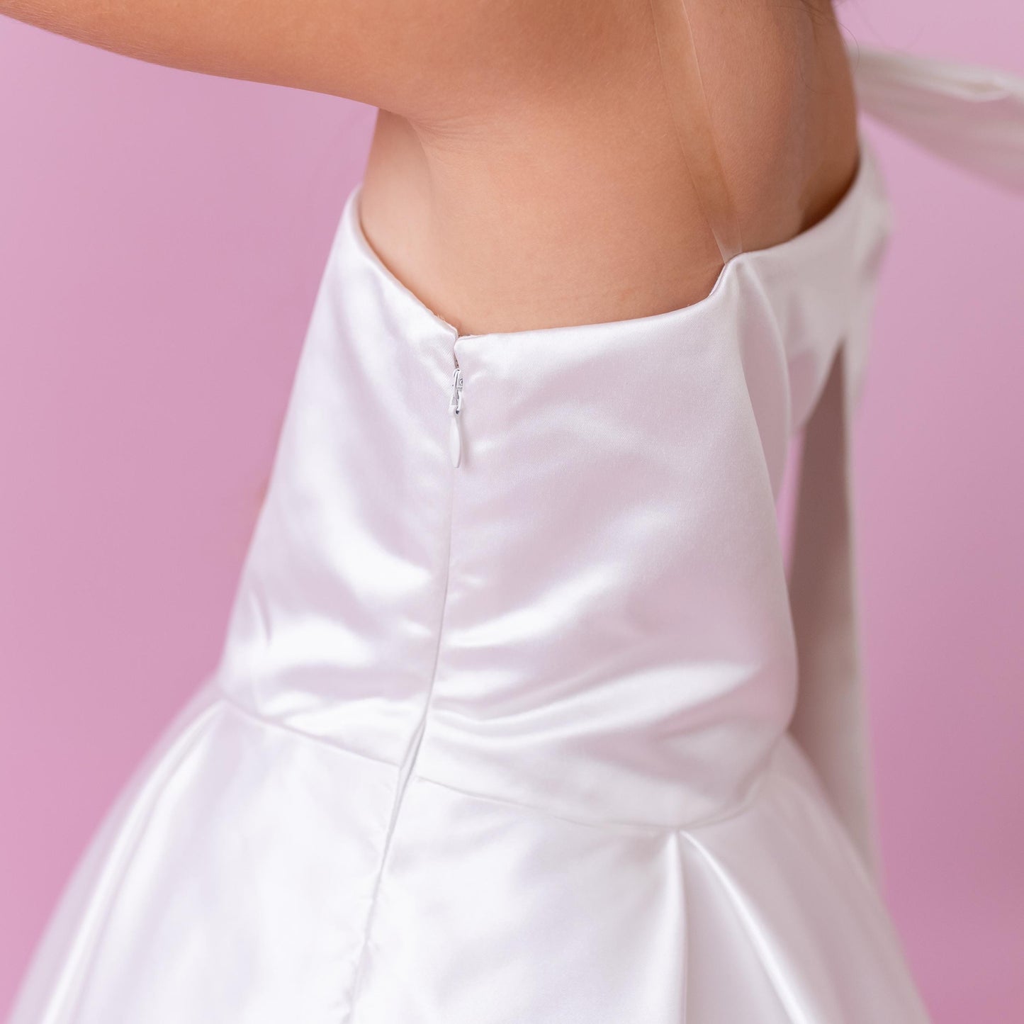 Pure White Satin Flower Girl Dress: Elegant One-Shoulder Gown with Oversized Bow