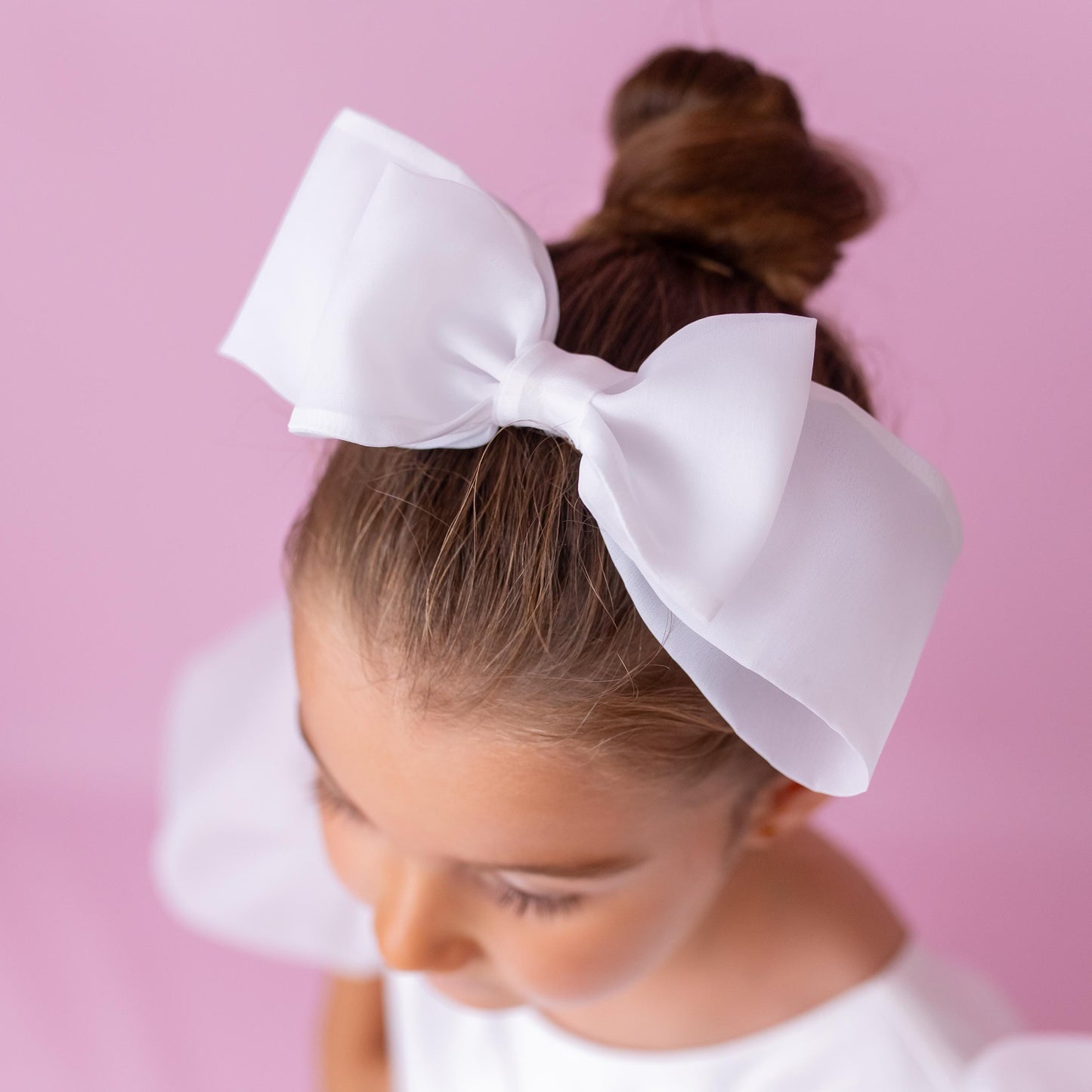 Luxurious Organza Flower Girl Wedding Dress, Princess Communion Gown, Tea Length, Big Bow, V-Neck