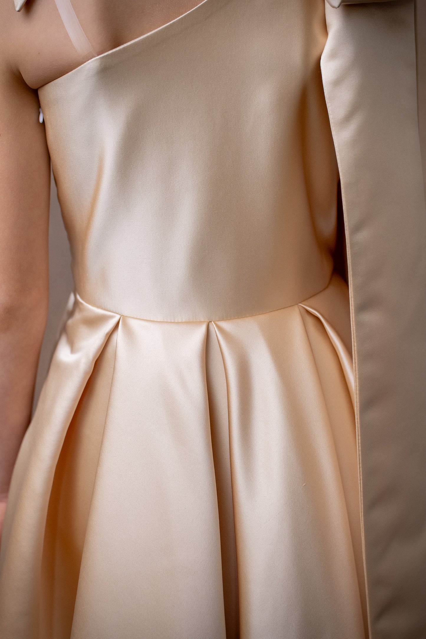 Champagne Satin One-Shoulder Flower Girl Dress with Bow & Personalized Bag Wedding Gown