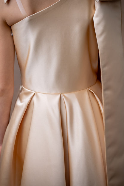Champagne Satin One-Shoulder Flower Girl Dress with Bow & Personalized Bag Wedding Gown