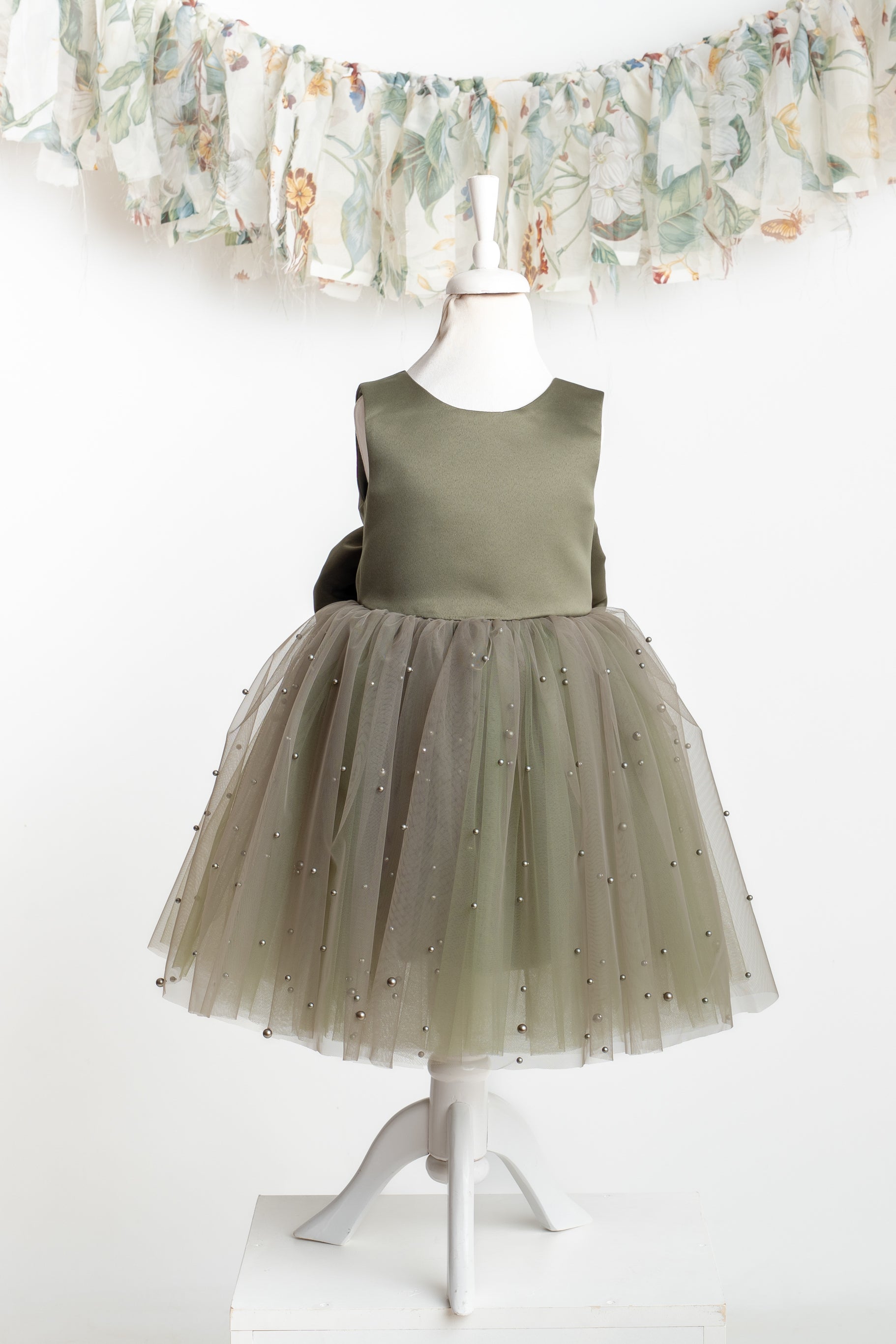 Olive Green Tulle Flower Girl Dress with Pearl Accents for Wedding, Party & Communion 2T US kids' numeric / Dress & Pouch Bag