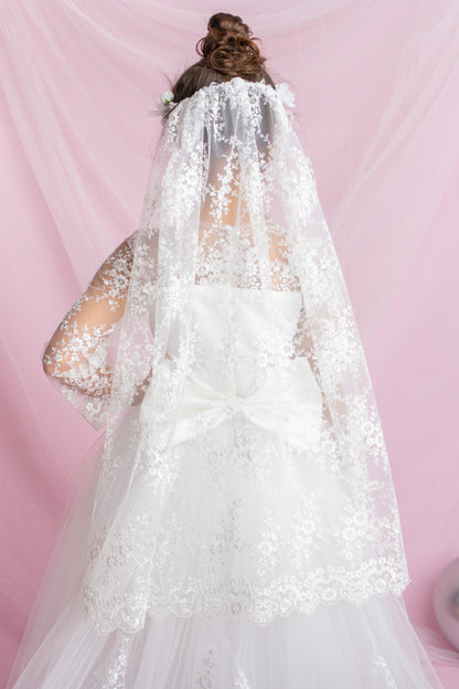 Lace Flower Girl Dress with Detachable Train: First Communion Gown
