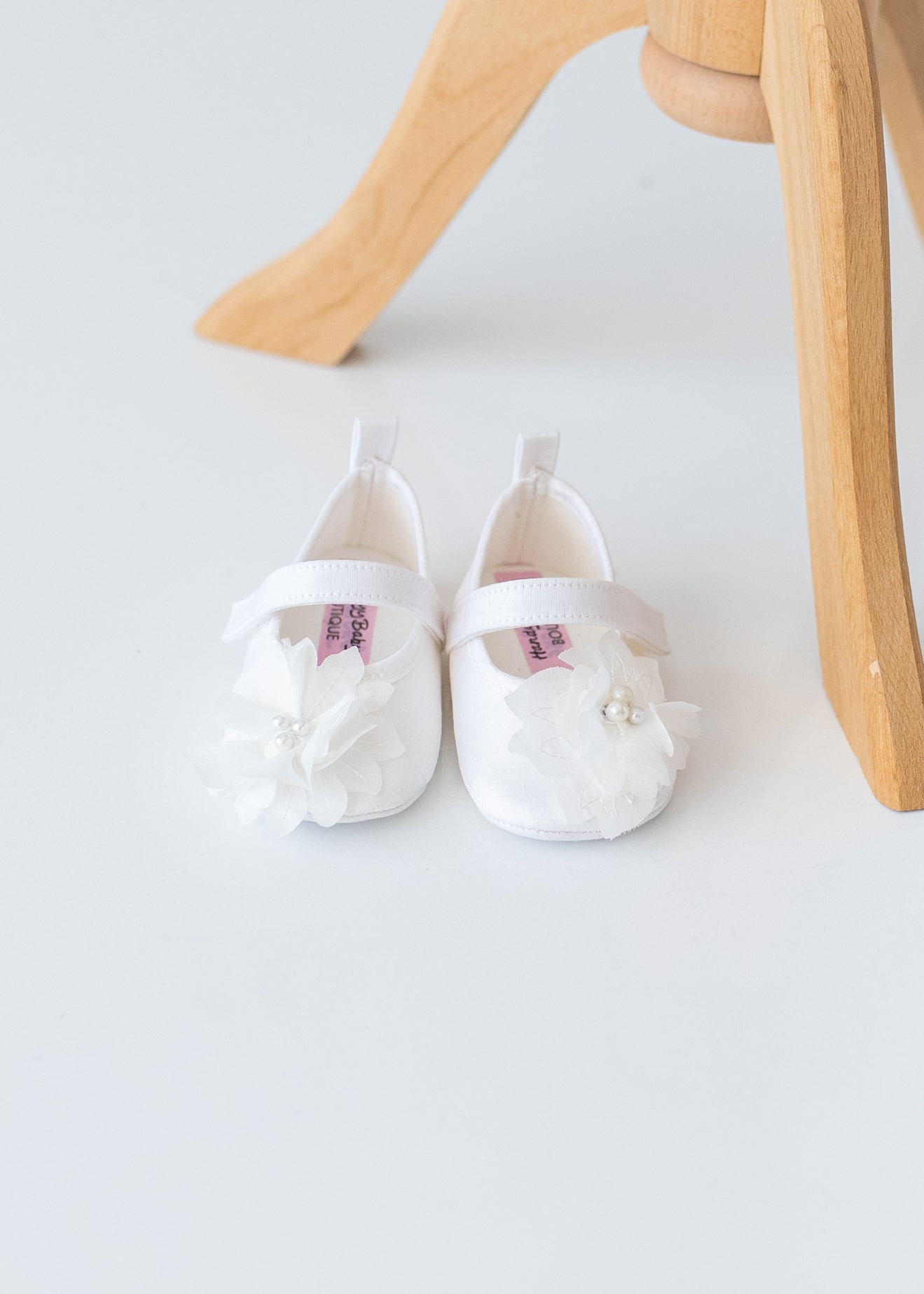 Elegant White Tulle Toddler Girl Dress with Satin Diaper Cover for Special Occasions