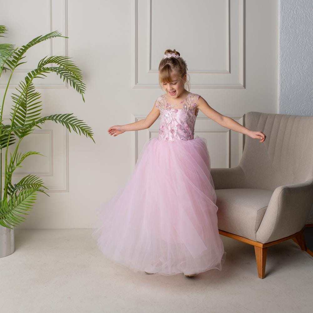 Blush Pink 3D Flower Girl Dress: Tulle & Lace Princess Gown