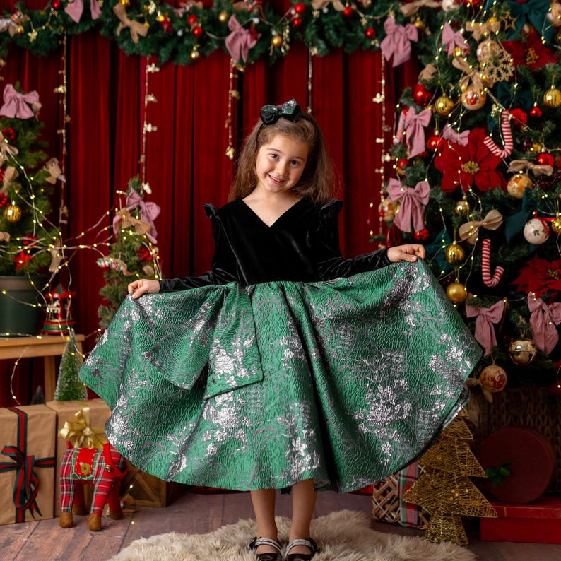Emerald Green Christmas Dress, Velvet Brocade Flower Girl Dress HandyyBaby Emerald Green Christmas Dress, Velvet Brocade Flower Girl Dress HandyyBaby