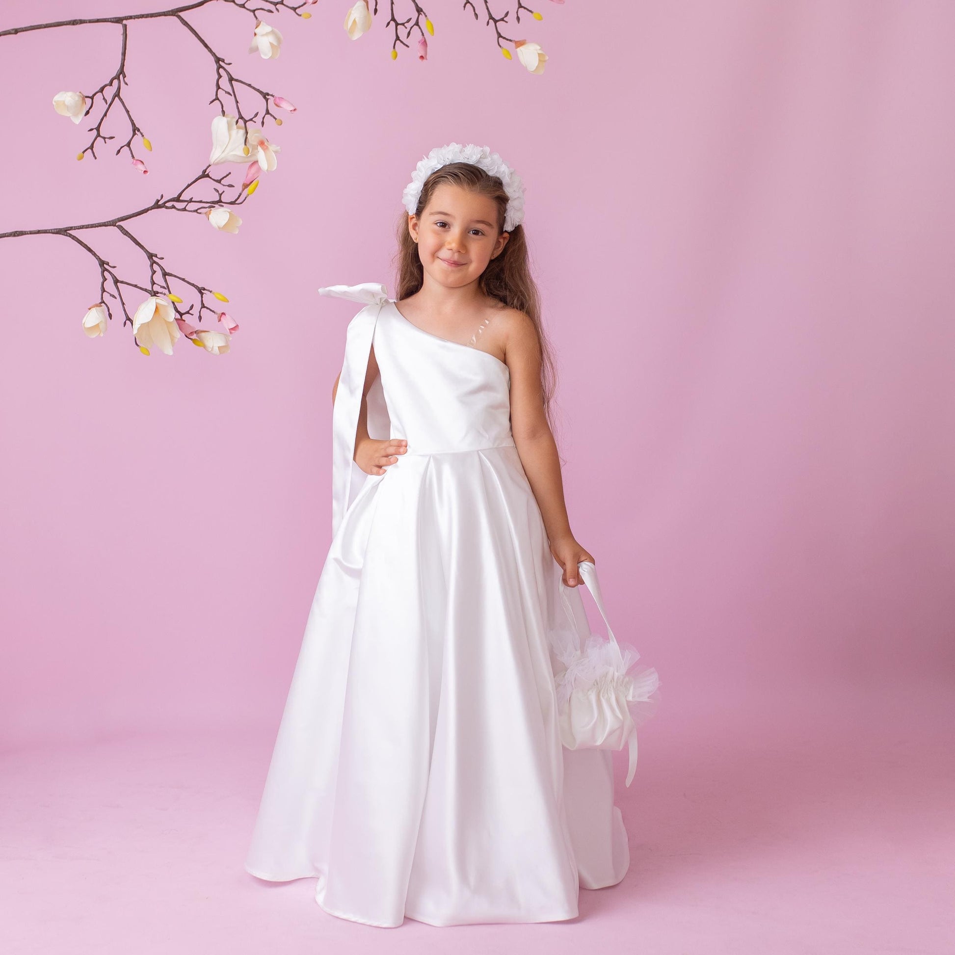 Pure White Satin Flower Girl Dress: Elegant One-Shoulder Gown with Oversized Bow