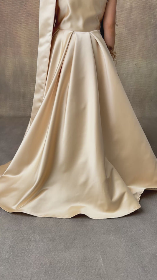 Champagne Satin One-Shoulder Flower Girl Dress with Bow & Personalized Bag Wedding Gown